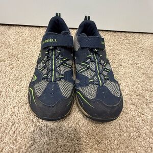 Merrell Women's Navy and Gray Athletic Sneakers